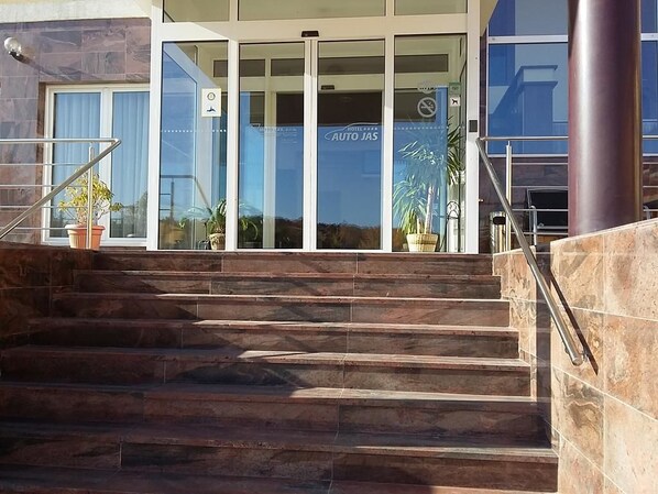 Staircase - Hotel Auto Jas (Nitra)