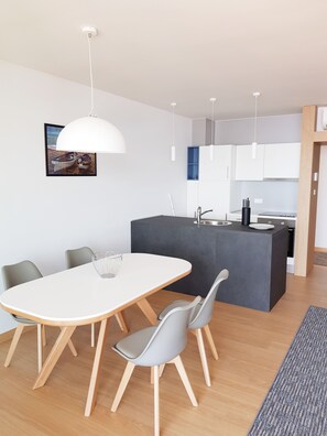 Luxury Apartment, Hot Tub | In-room dining - Abalone Apartments (Crikvenica)