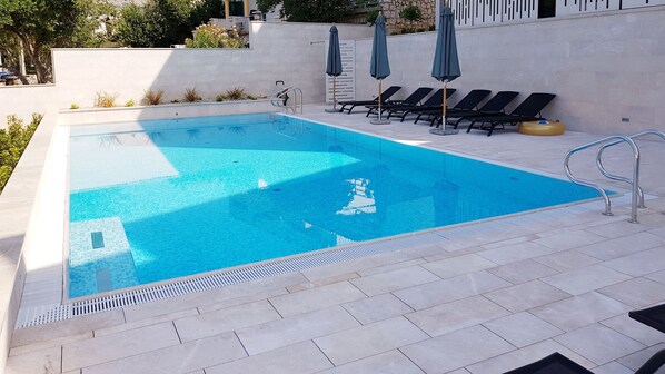 Seasonal outdoor pool
