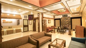 Lobby - Hotel Sagar (Mumbai)