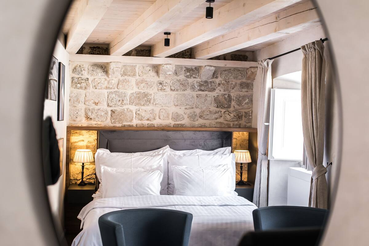 Superior Double Room | Hypo-allergenic bedding available, in-room safe, desk, soundproofing