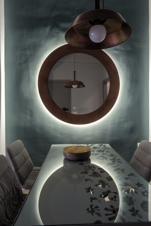 Comfort Apartment, 1 Bedroom, Non Smoking (apt.27-102) | Premium bedding, individually decorated, individually furnished, desk