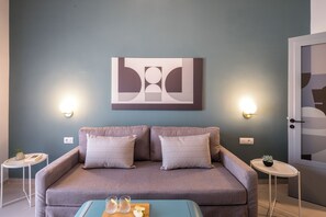 Appartement Confort, 1 chambre, non-fumeur (apt.27-102) | Literie de qualité, décor unique, ameublement unique, bureau