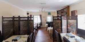 Dinner served, Chinese cuisine