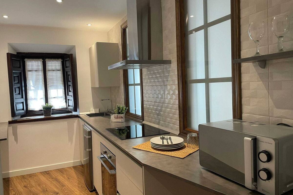 aparta-suite la esquina | private kitchen | full-sized fridge, cookware/dishes/utensils