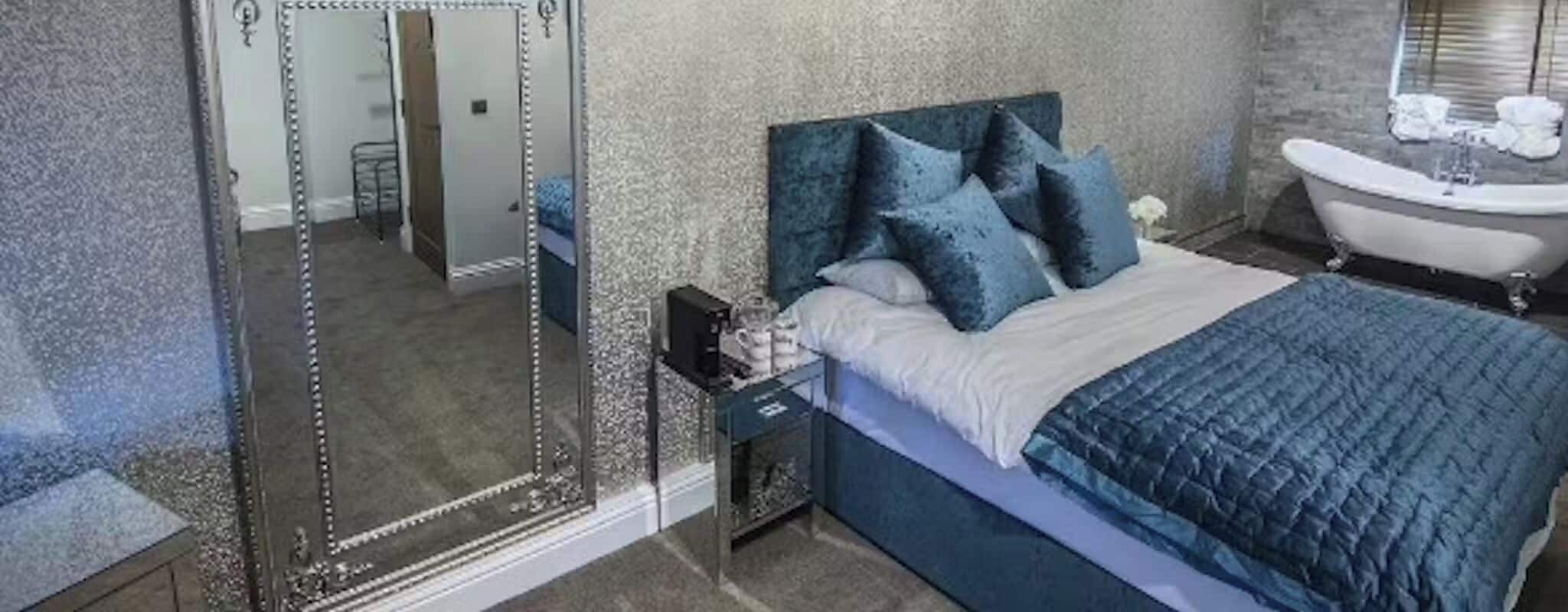 Presidential Suite | Skrivebord, skrivebord for bærbar PC, lydisolert og strykejern/-brett