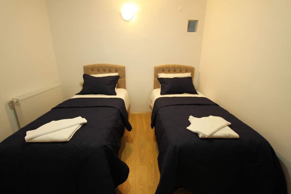 1 bedroom, free minibar, soundproofing, rollaway beds