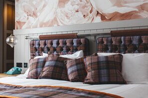 Individually decorated, individually furnished, free WiFi - The Old Courthouse Inn (St. Brelade)