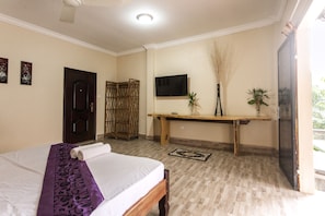 Free WiFi, bed sheets - Green Mango Bungalows (Kampot)