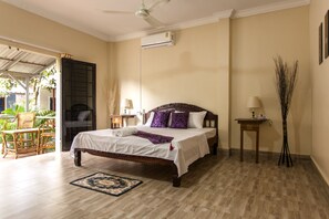 Free WiFi, bed sheets - Green Mango Bungalows (Kampot)