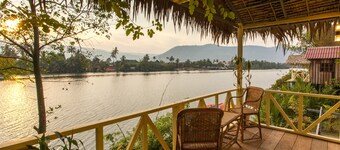 Green Mango Bungalows