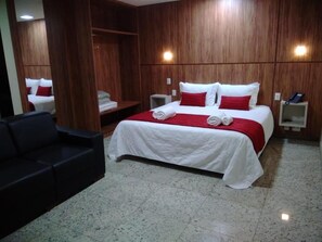 Hypo-allergenic bedding, minibar, individually furnished - Topazio Imperial Hotel (Itauna)