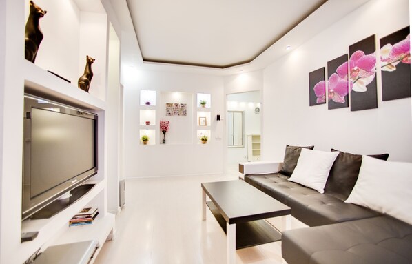 Family Condo | Interior