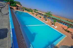 Outdoor pool - L'Oliveraie D'amizmiz (Amizmiz)