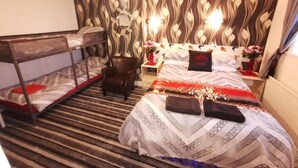 RM11 Family Room, Accessible - Bukhari Hotel (Blackpool)
