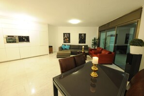 Living area - Luxury Villa Tel Aviv (Tel Aviv)