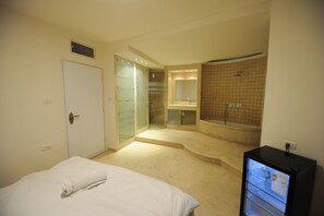 Bathroom - Luxury Villa Tel Aviv (Tel Aviv)