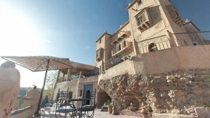Front of property - Kasbah Agoulzi (Ait Ouassif)