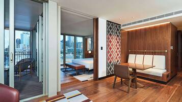 Suite (Harbour) | Egyptian cotton sheets, premium bedding, down comforters