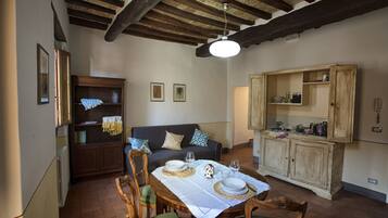 Comfort Apartment | In-room dining