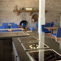 Breakfast, lunch, dinner served; local cuisine 