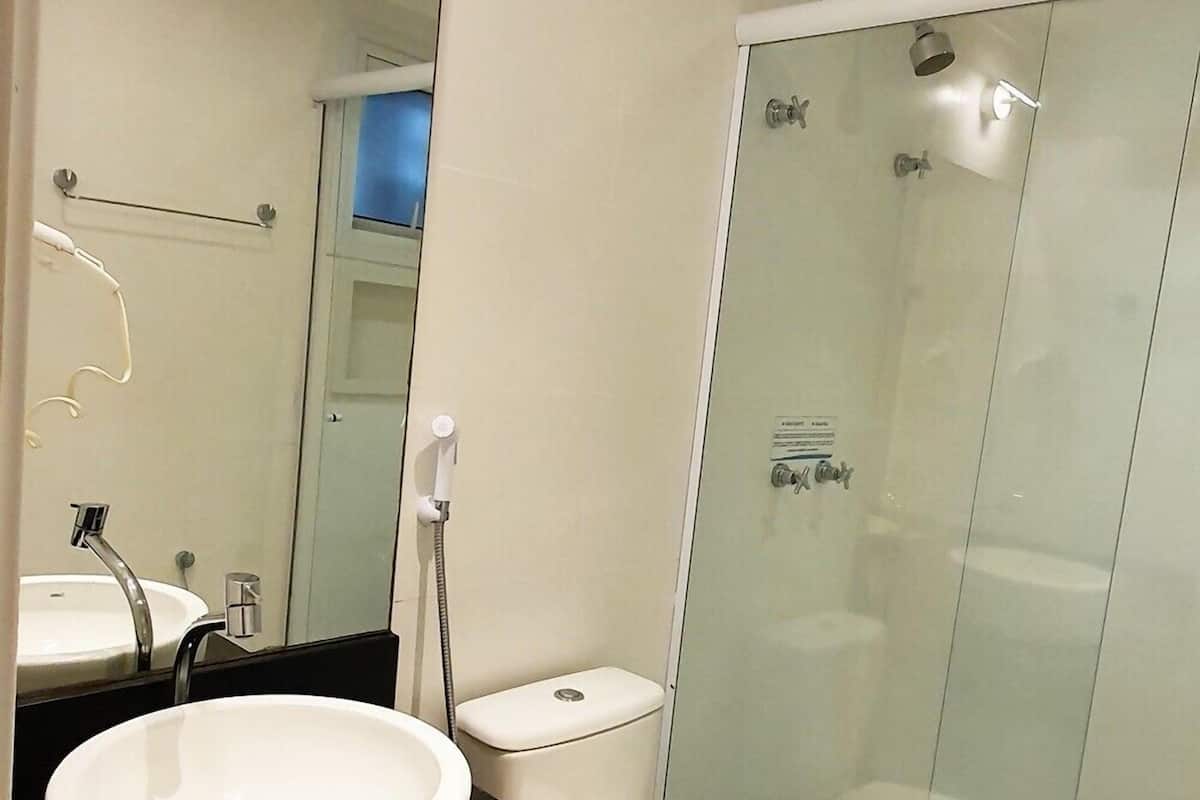 basic quadruple room | 1 bedroom, minibar, in-room safe, desk