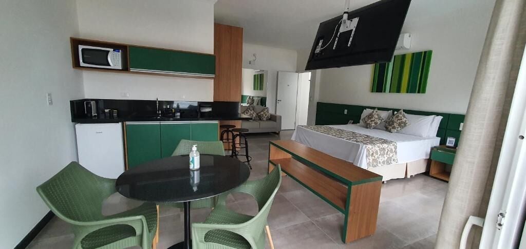 deluxe studio suite | 1 bedroom, minibar, in-room safe, desk