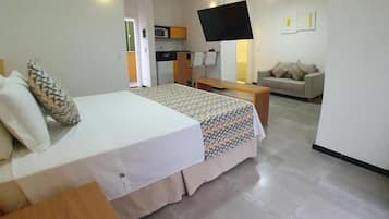 1 habitación, minibar, caja de seguridad en la habitación y escritorio