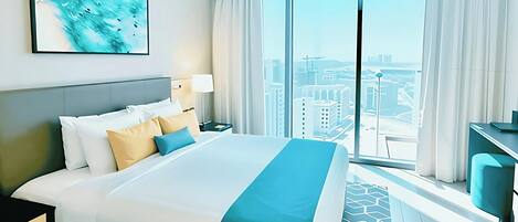 Caja de seguridad en la habitación y escritorio