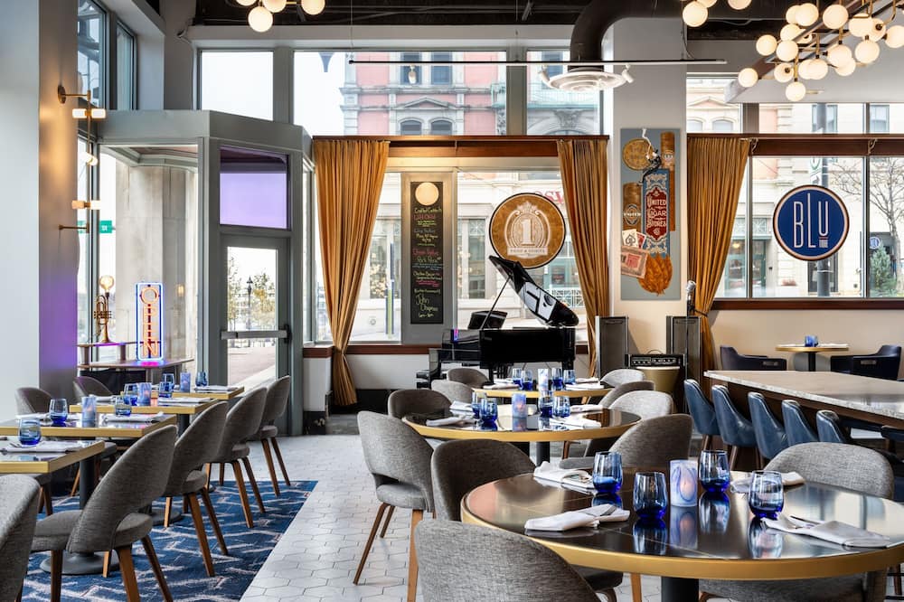 BLU-Tique, Akron, a Tribute Portfolio Hotel