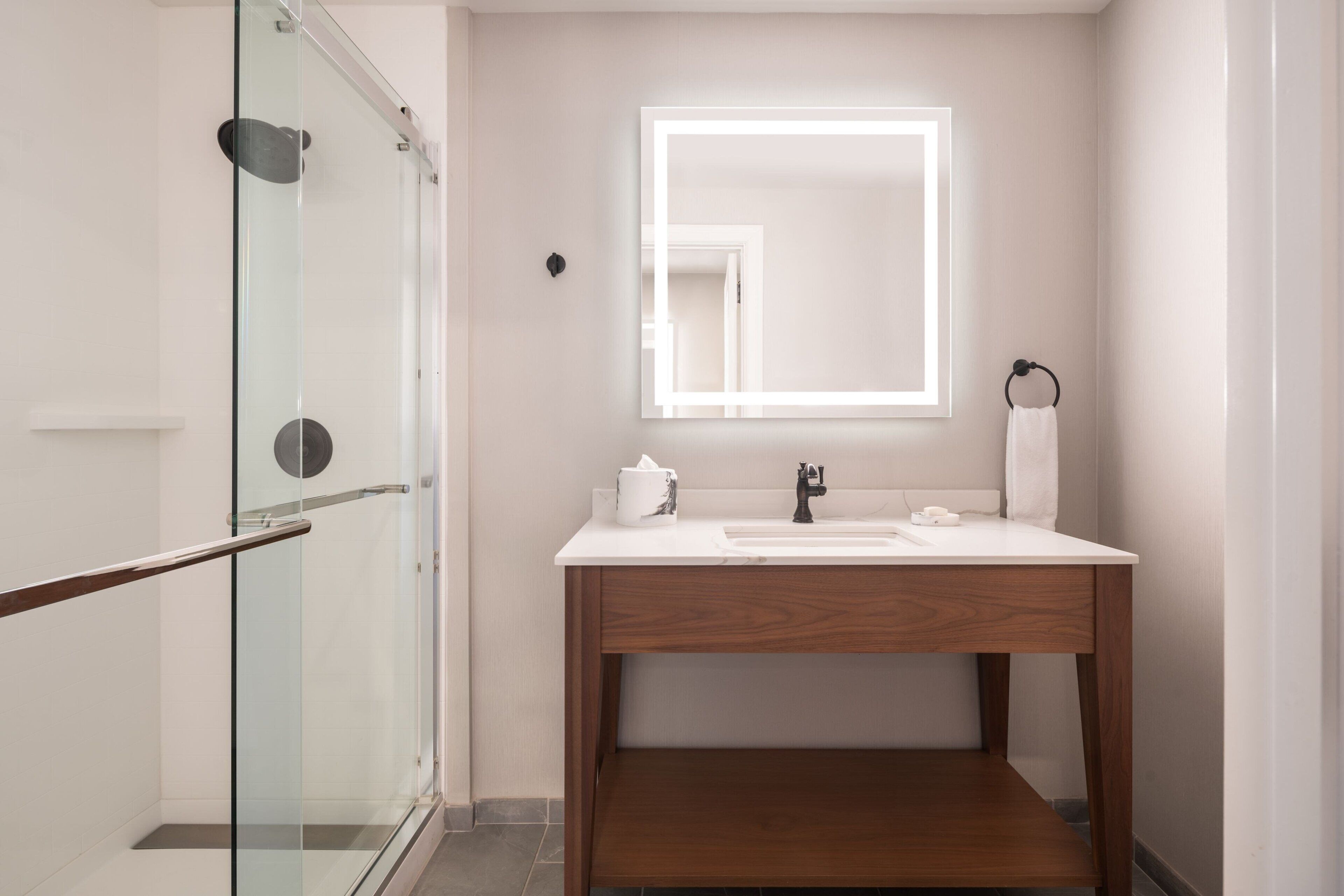 combined shower/bathtub, free toiletries, hair dryer, towels