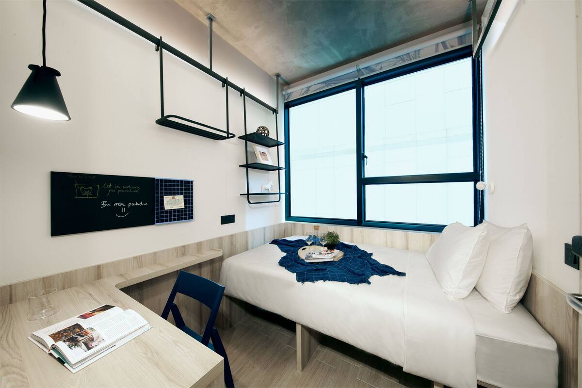 In-room safe, desk, laptop workspace, free WiFi