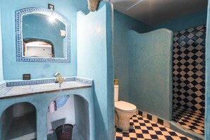 Chambre Quadruple | Salle de bain