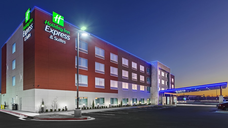 Holiday Inn Express & Suites Tulsa Northeast - Owasso by IHG