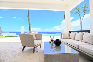 Villa, 3 Bedrooms | Terrace/patio