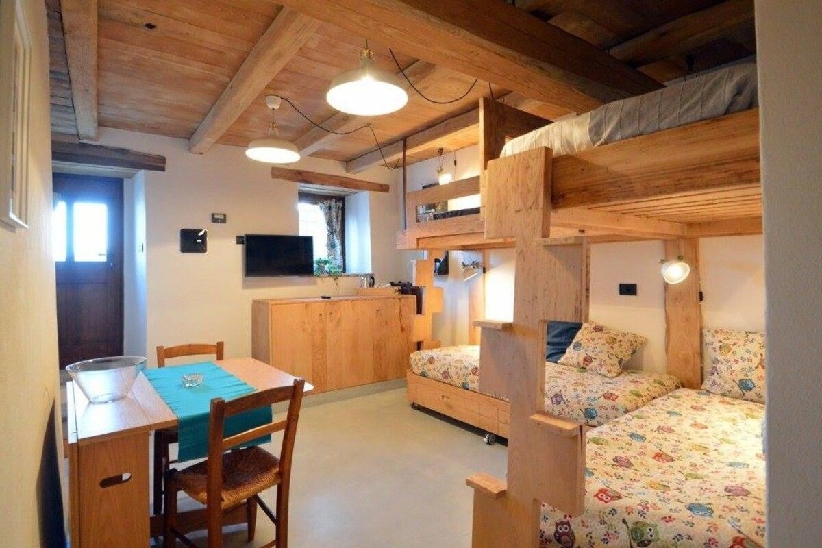 Quadruple Room | Minibar, individually furnished, free WiFi