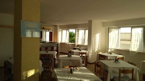 Breakfast area - Hotel Sara (Nardò)
