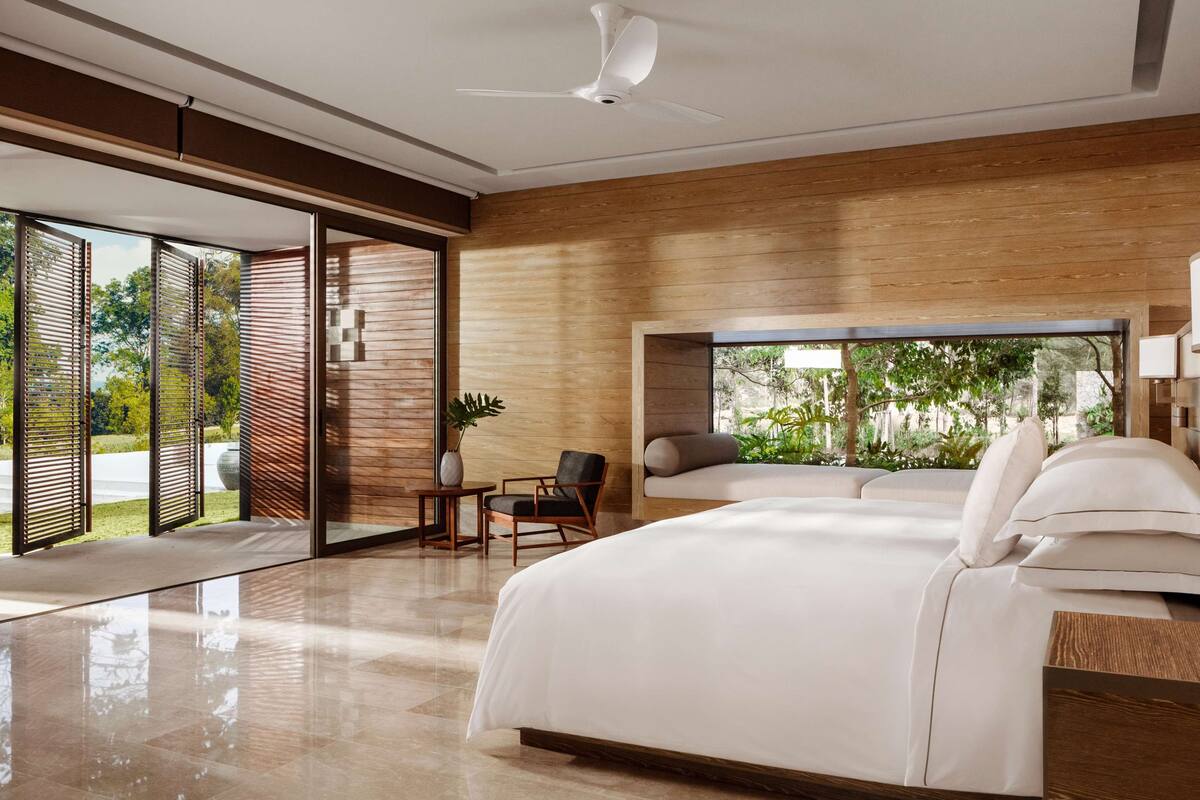 villa (one) | frette italian sheets, premium bedding, minibar, in-room safe