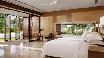 Villa (One) | Frette Italian sheets, premium bedding, minibar, in-room safe