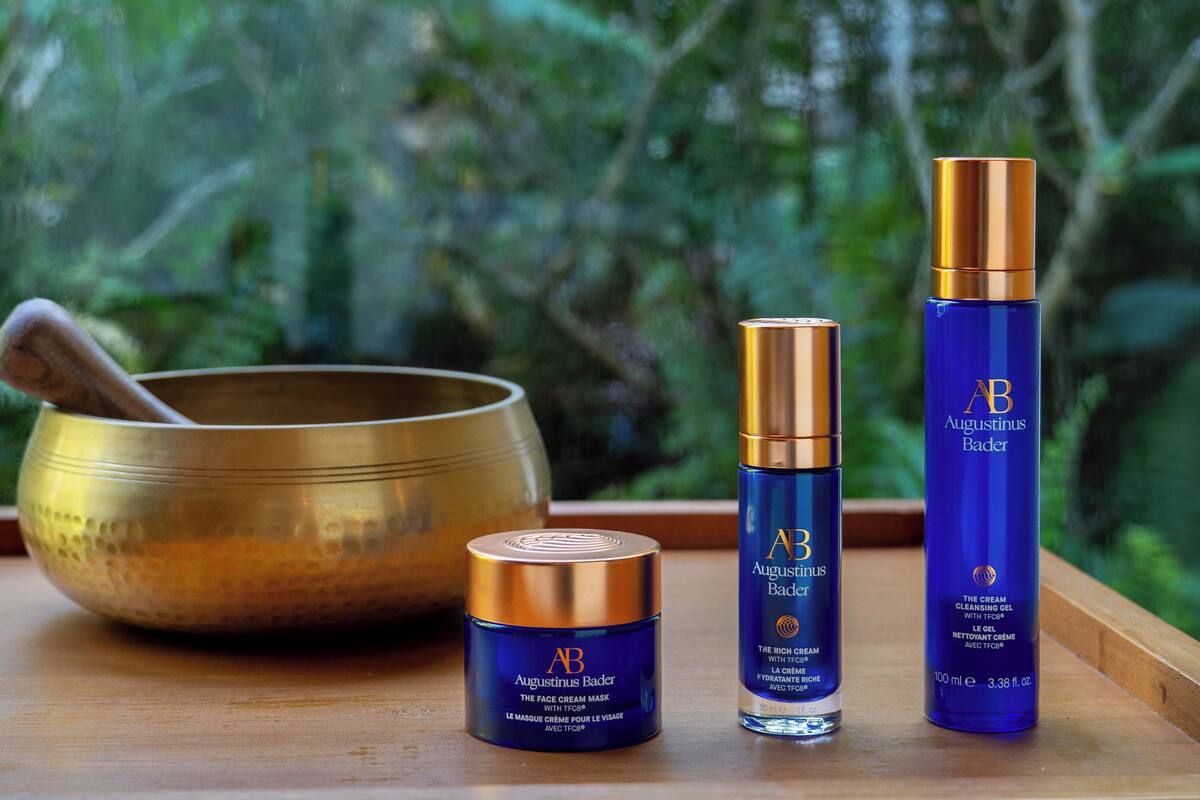 couples treatment room(s), body treatments, facials