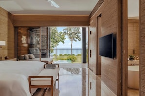 Villa (One) | Frette Italian sheets, premium bedding, minibar, in-room safe