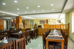 Restaurant - Hotel Elegant (Pokhara)