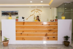 Reception - Hotel Elegant (Pokhara)