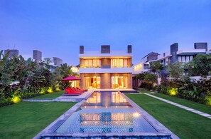 Bagian depan properti