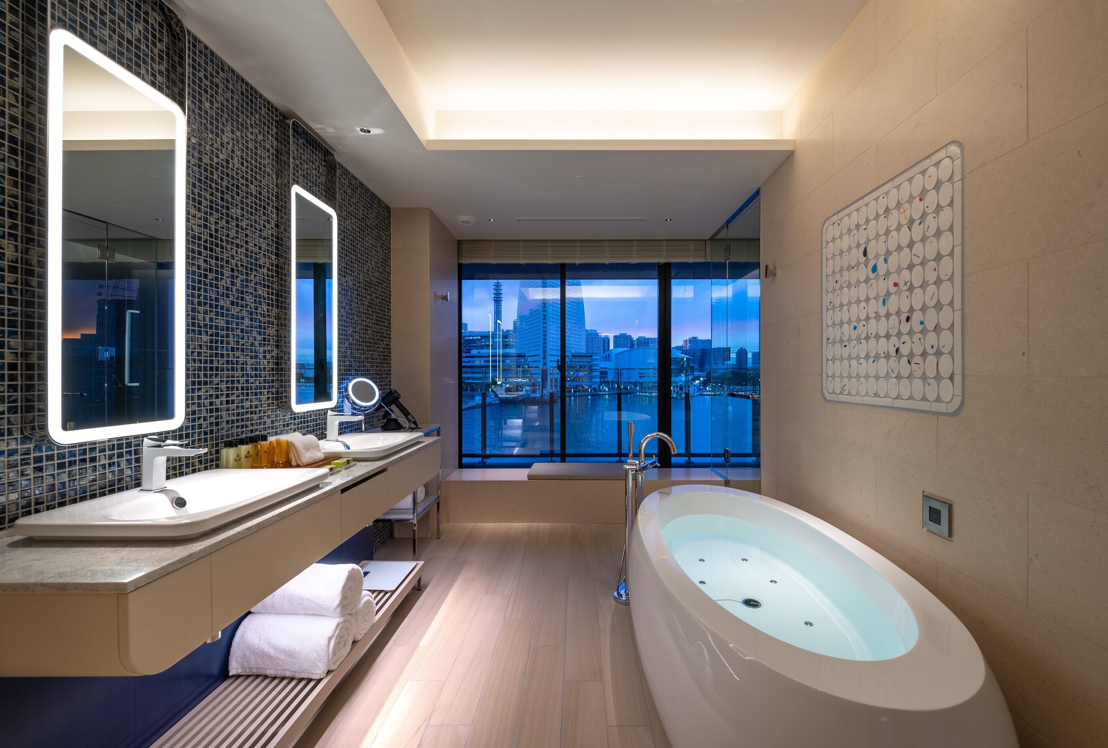 Photo - InterContinental Yokohama Pier 8 by IHG