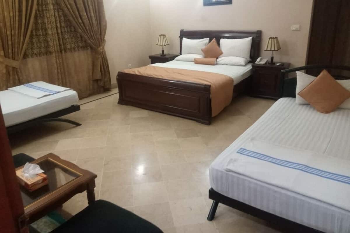 Premium bedding, individually decorated, individually furnished, desk