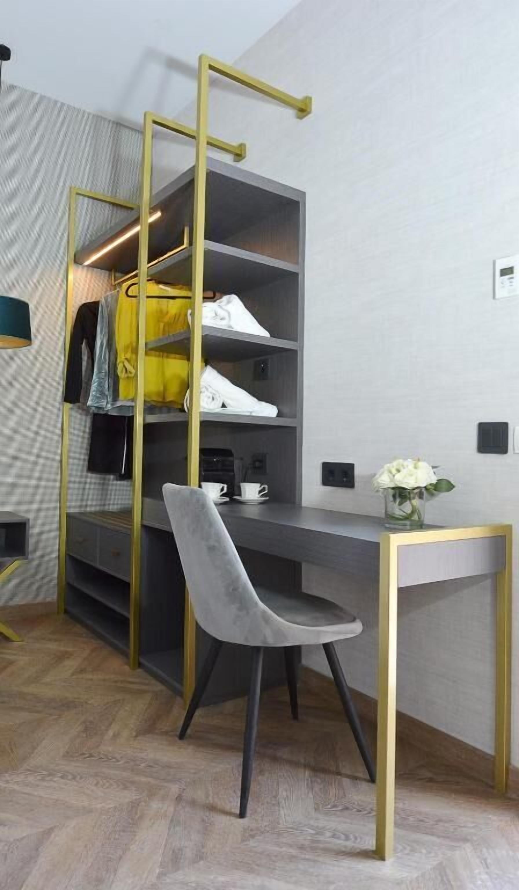 down duvets, minibar, in-room safe, desk