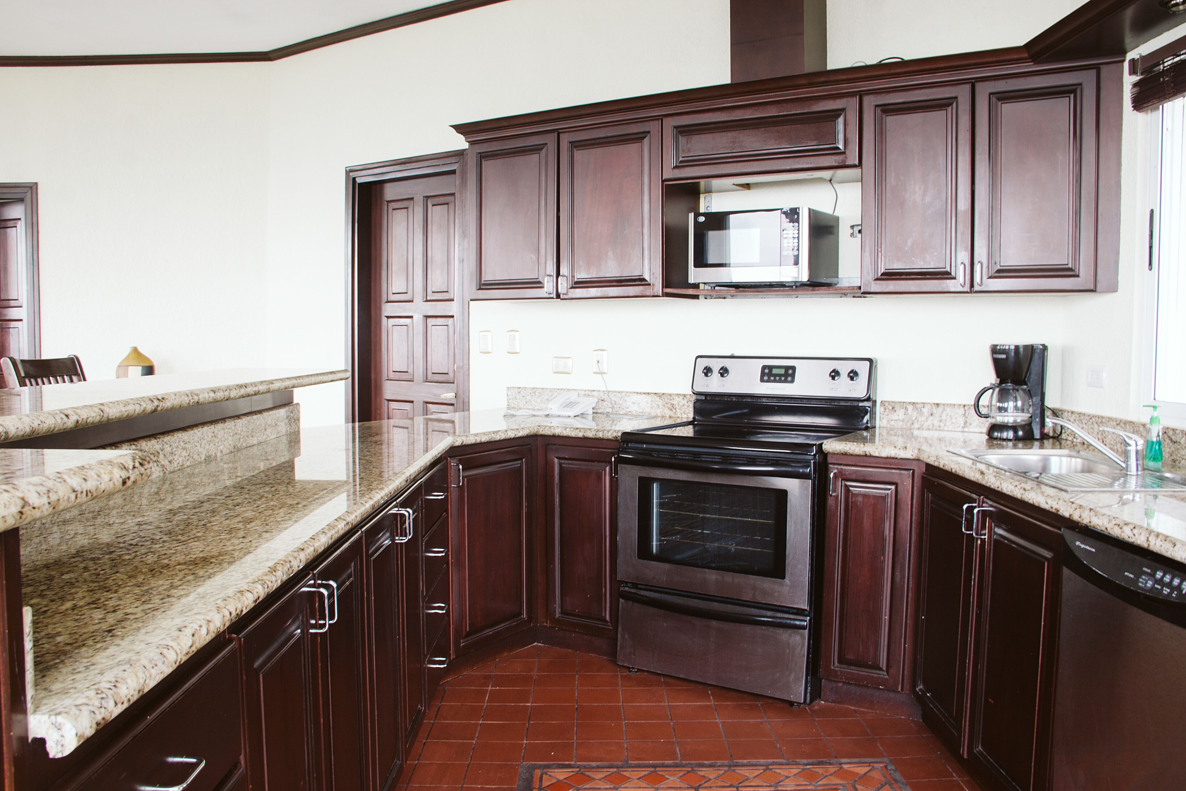 villa | blackout curtains, soundproofing, iron/ironing board, free wifi