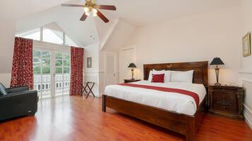 Junior Suite | Blackout drapes, soundproofing, iron/ironing board, free WiFi