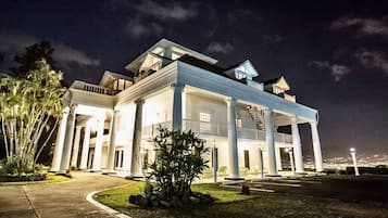 TV màn hình phẳng
